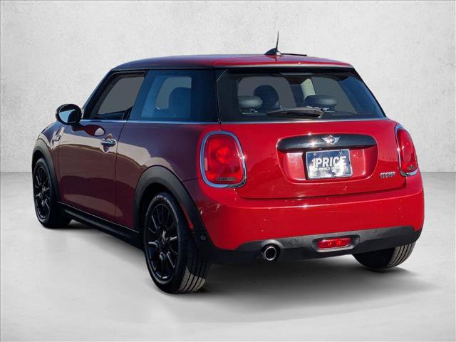 Used 2018 MINI Cooper 2-Door Hardtop image 8