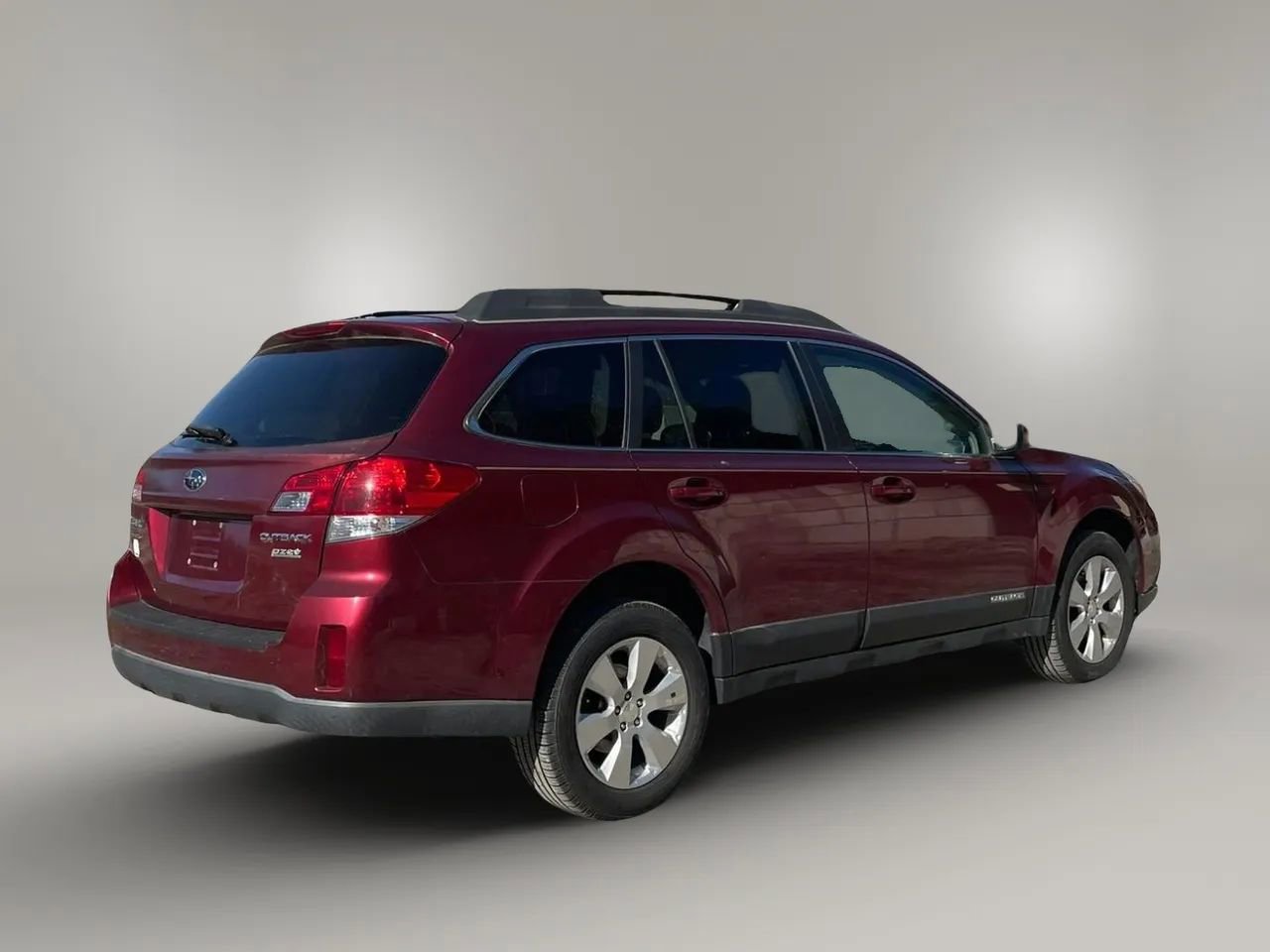 Used 2011 Subaru Outback 2.5i Premium w/ All-Weather Pkg image 3