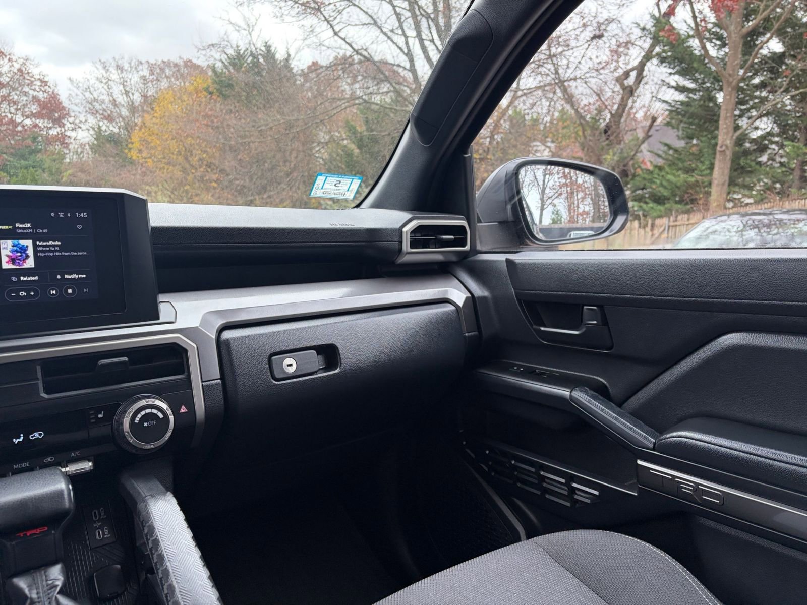 Used 2025 Toyota 4Runner TRD Off-Road image 35