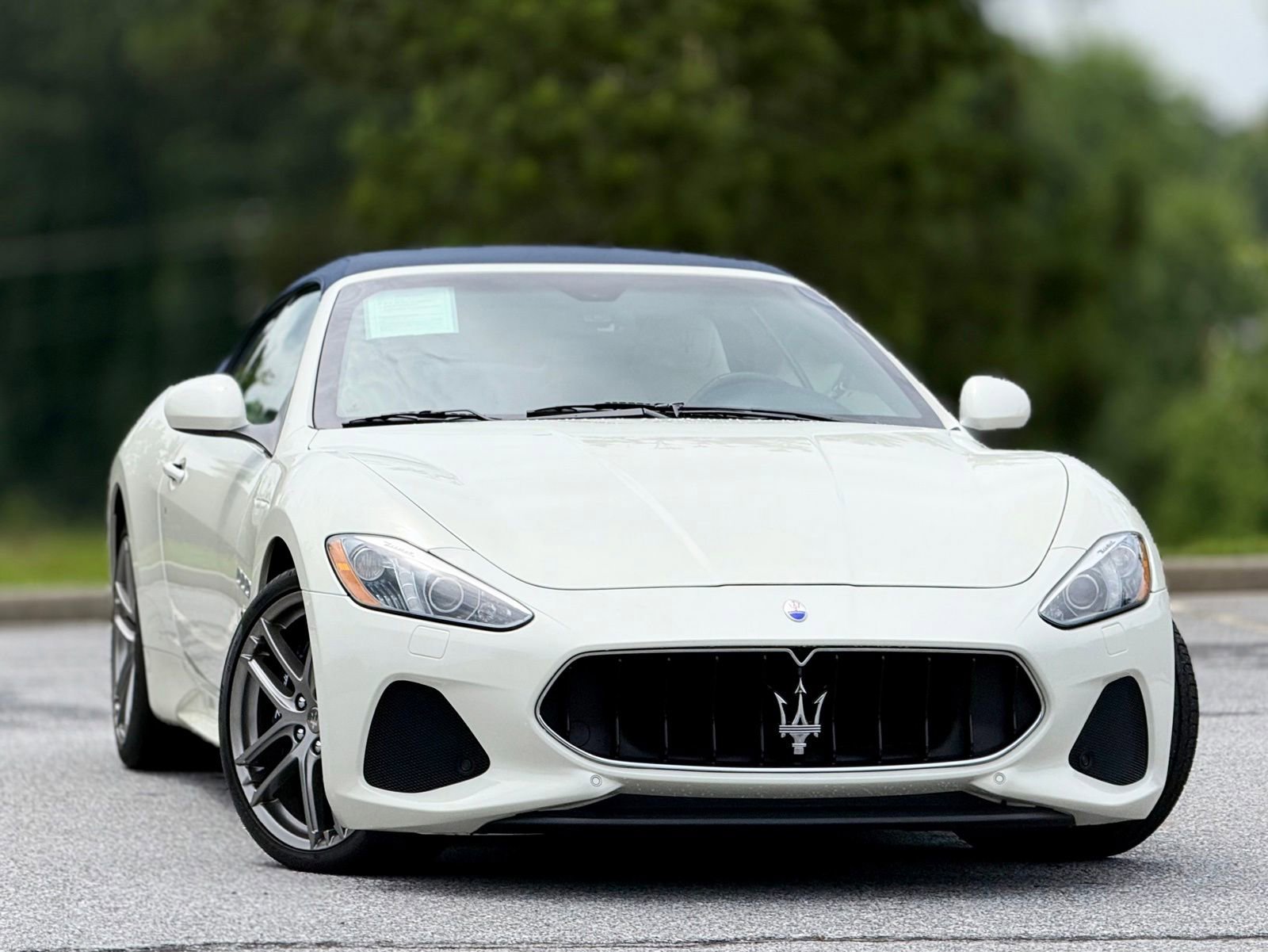 Used 2018 Maserati GranTurismo Sport RWD image 4