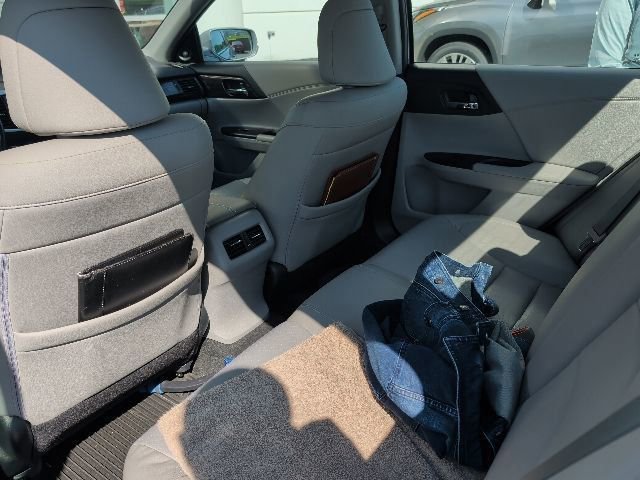 Used 2016 Honda Accord EX-L image 16