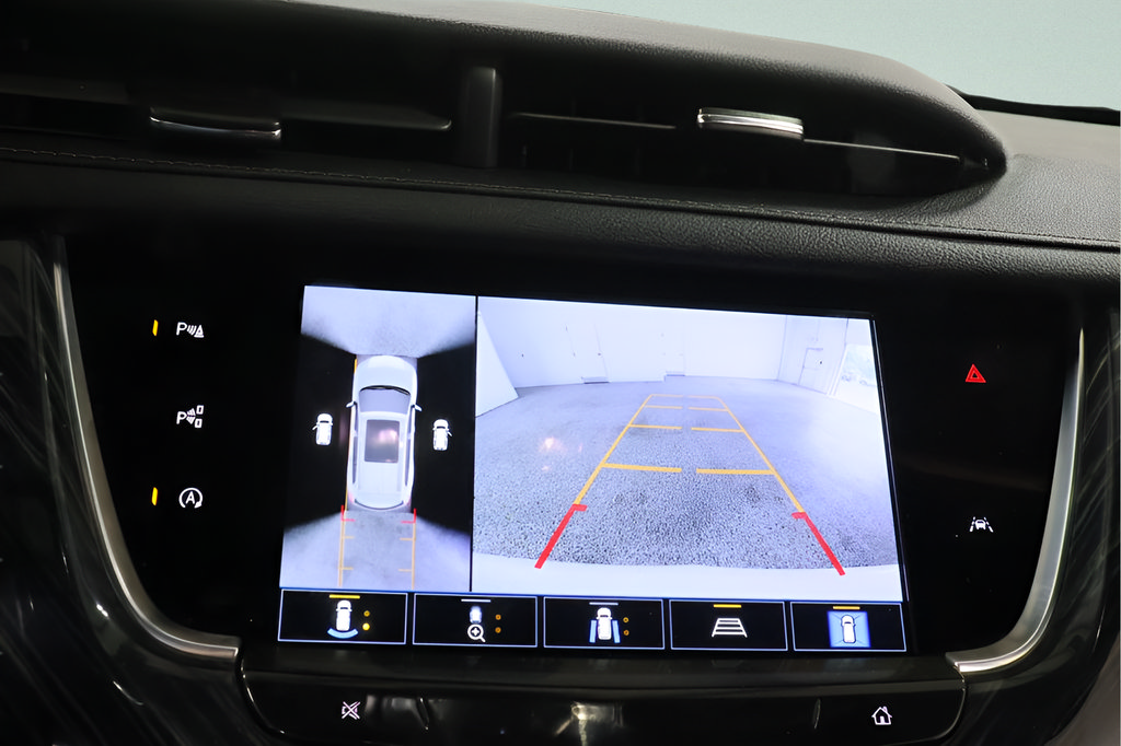 Used 2024 Cadillac XT6 Premium Luxury w/ Technology Package AWD/4WD image 15
