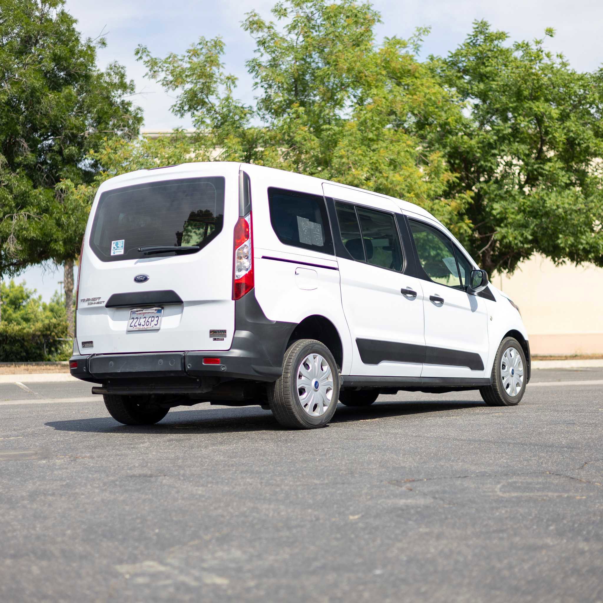 Used 2022 Ford Transit Connect XL image 7