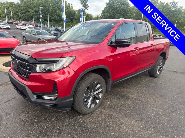 Used 2025 Honda Ridgeline Sport image 3