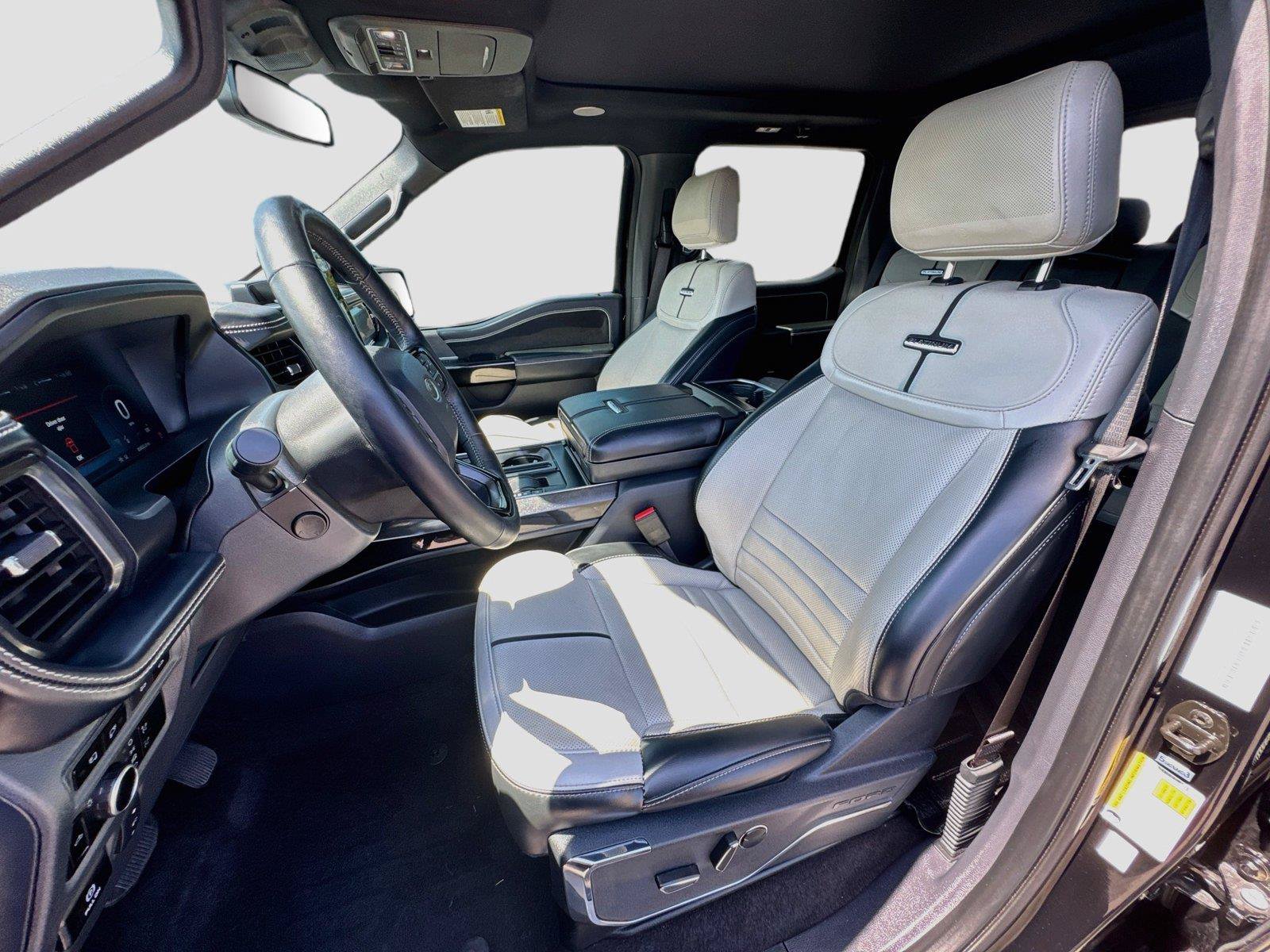 Used 2023 Ford F150 Lightning Platinum AWD/4WD image 9