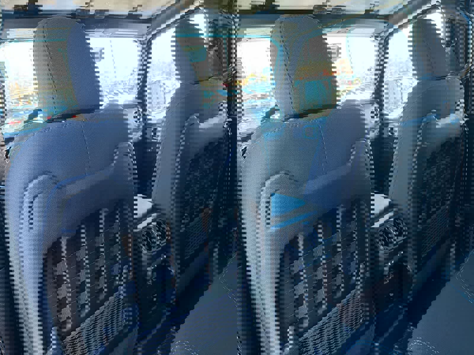 Used 2022 Jeep Wrangler Unlimited Rubicon 4xe w/ Cold Weather Group image 19