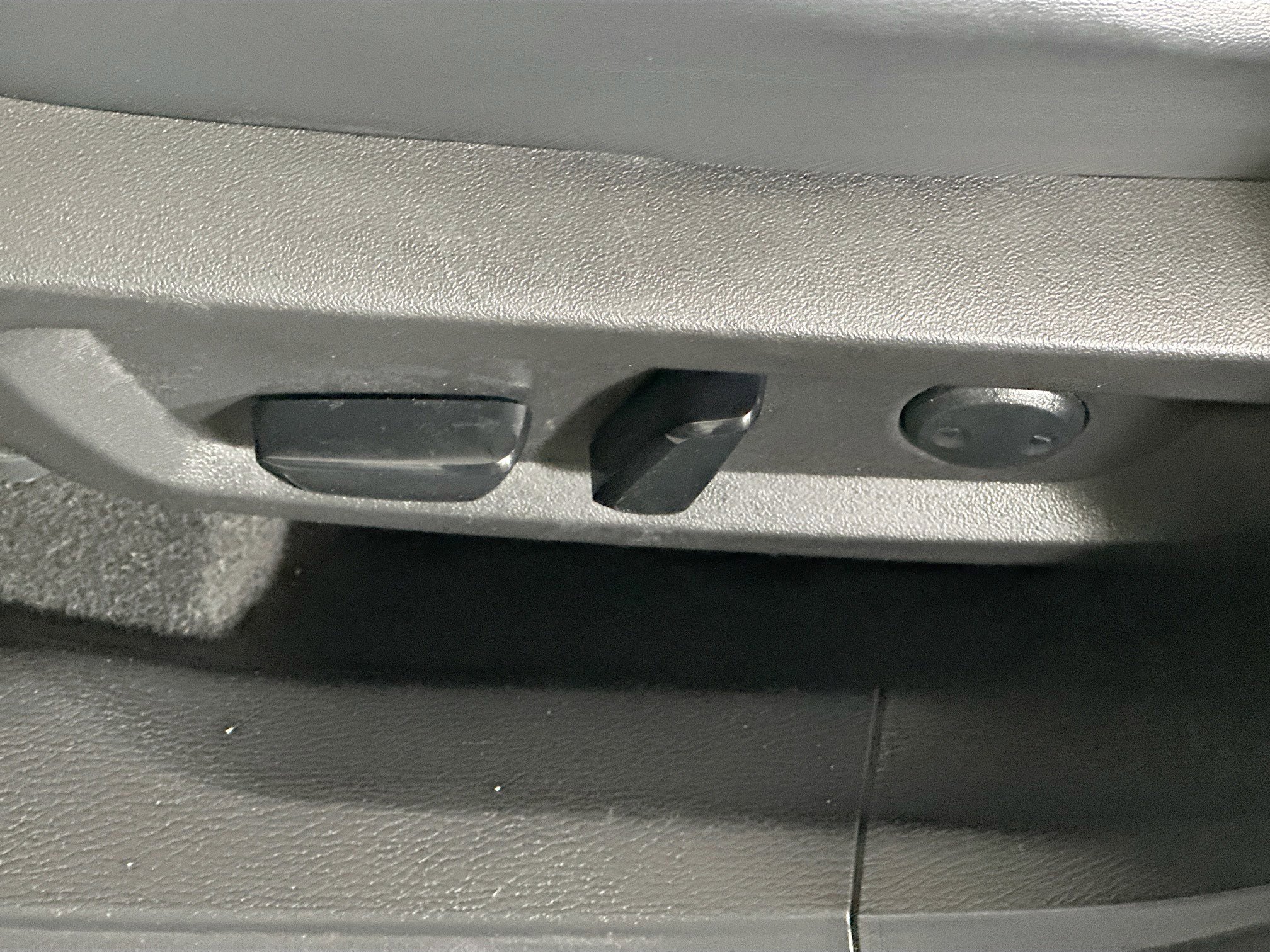 Used 2023 Mitsubishi Outlander SE FWD image 13