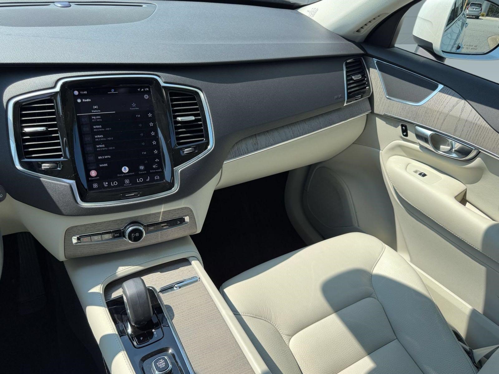 Certified 2025 Volvo XC90 B6 Plus w/ Protection Package Premier AWD/4WD image 28
