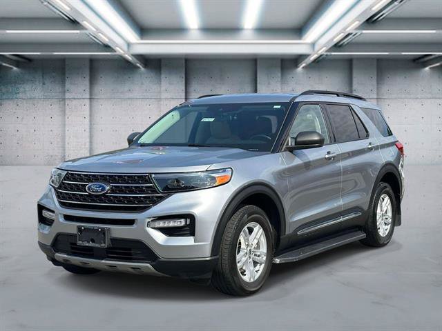 Used 2023 Ford Explorer XLT w/ Equipment Group 202A AWD/4WD image 1
