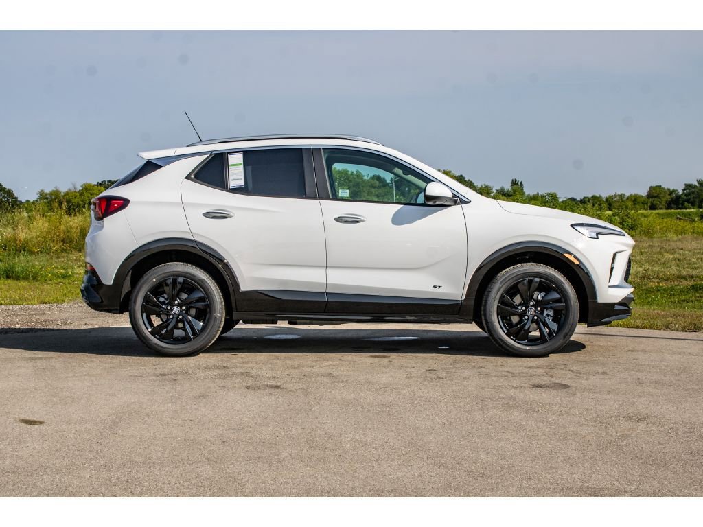New 2026 Buick Encore GX Sport Touring w/ Advanced Technology Package image 2