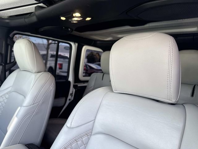 Used 2021 Jeep Wrangler Unlimited Sahara image 23