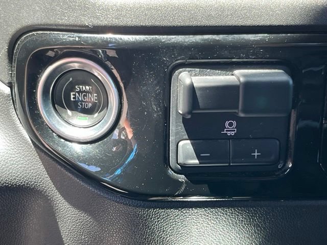Used 2022 Chevrolet Silverado 1500 LT Trail Boss w/ Protection Package AWD/4WD image 40