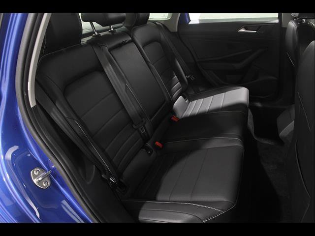 Certified 2024 Volkswagen Jetta SE w/ Panoramic Sunroof Package FWD image 16