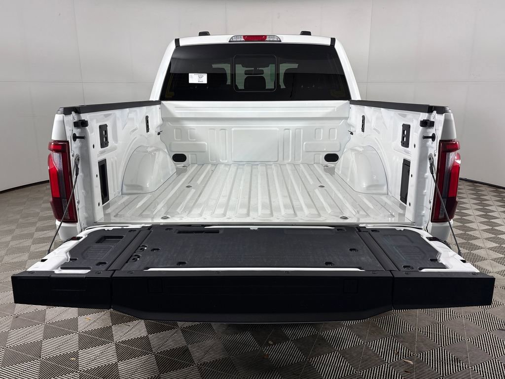 New 2026 Ford F150 King Ranch w/ Equipment Group 601A High image 31