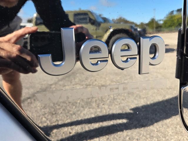 Used 2026 Jeep Wrangler Sport AWD/4WD image 11
