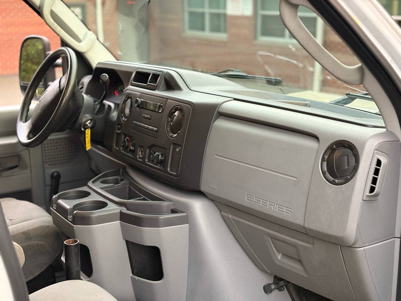 Used 2012 Ford E-150 and Econoline 150 RWD image 30