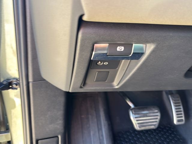 Used 2023 Land Rover Defender 110 X image 22