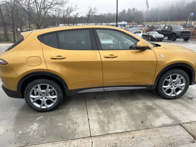 Used 2024 Dodge Hornet R/T Plus image 3