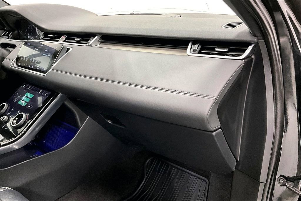 Used 2020 Land Rover Range Rover Evoque SE image 19