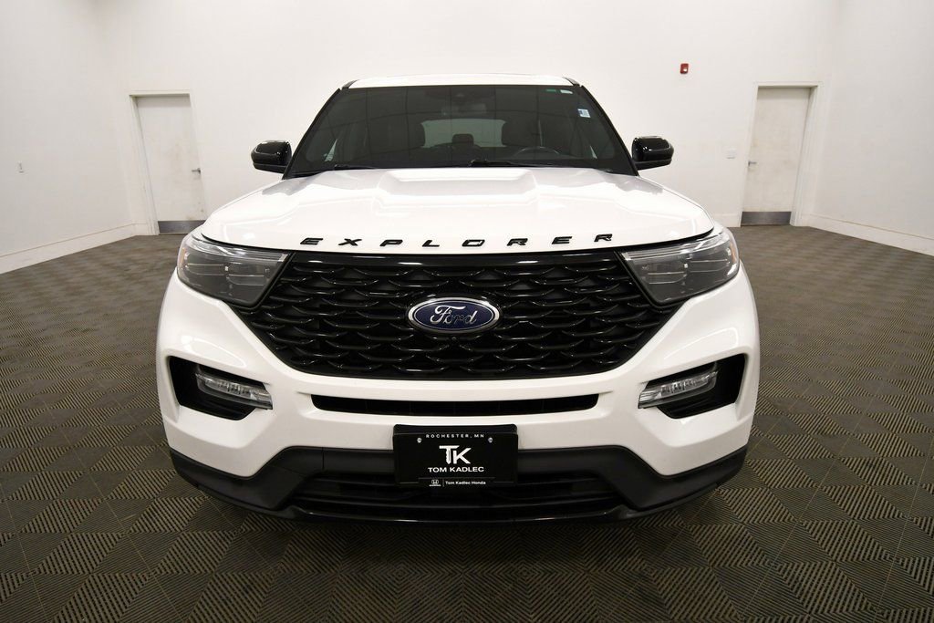 Used 2022 Ford Explorer ST-Line w/ Class IV Trailer Tow Package AWD/4WD image 11