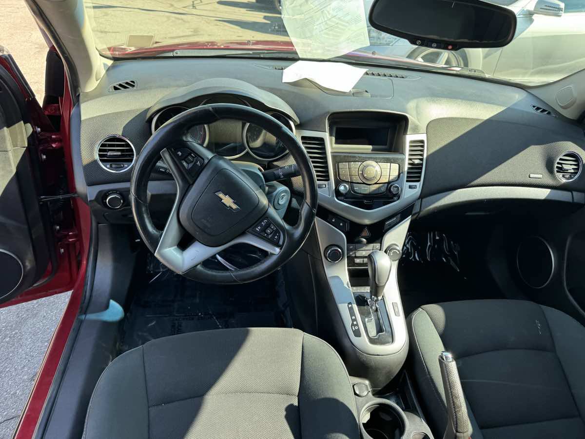 Used 2012 Chevrolet Cruze Eco image 9