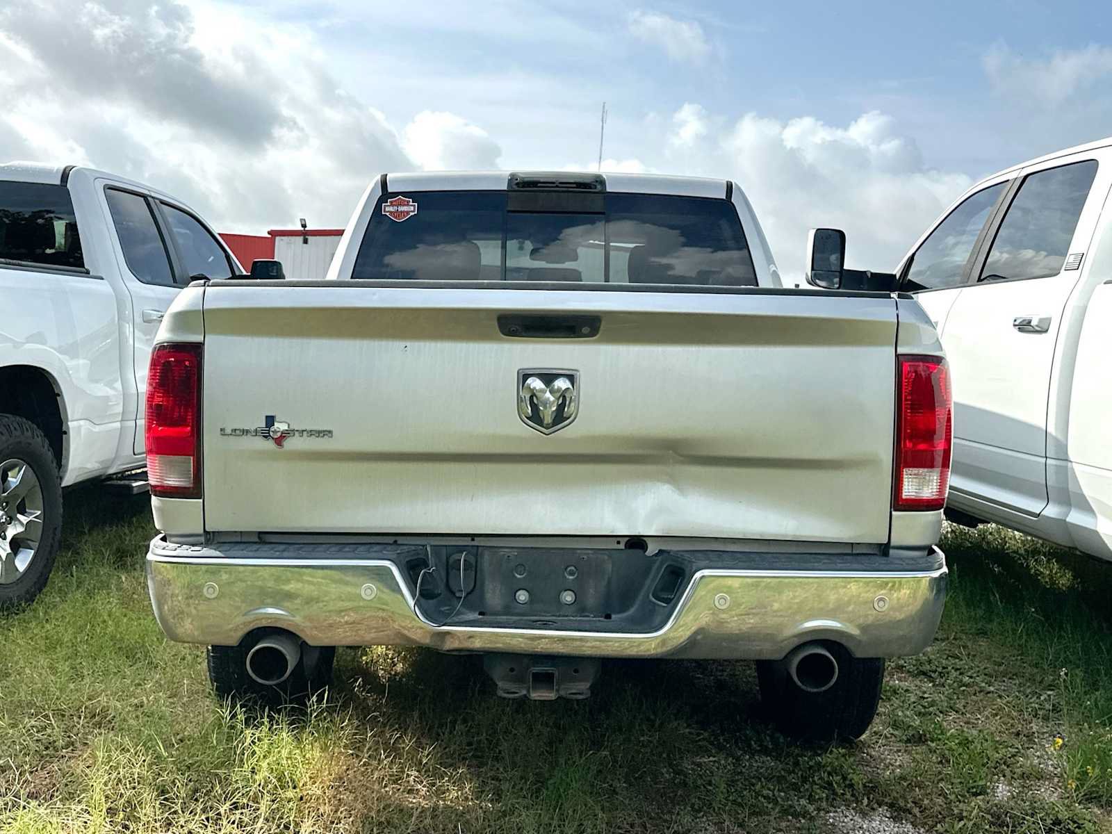Used 2016 RAM 1500 Lone Star RWD image 3