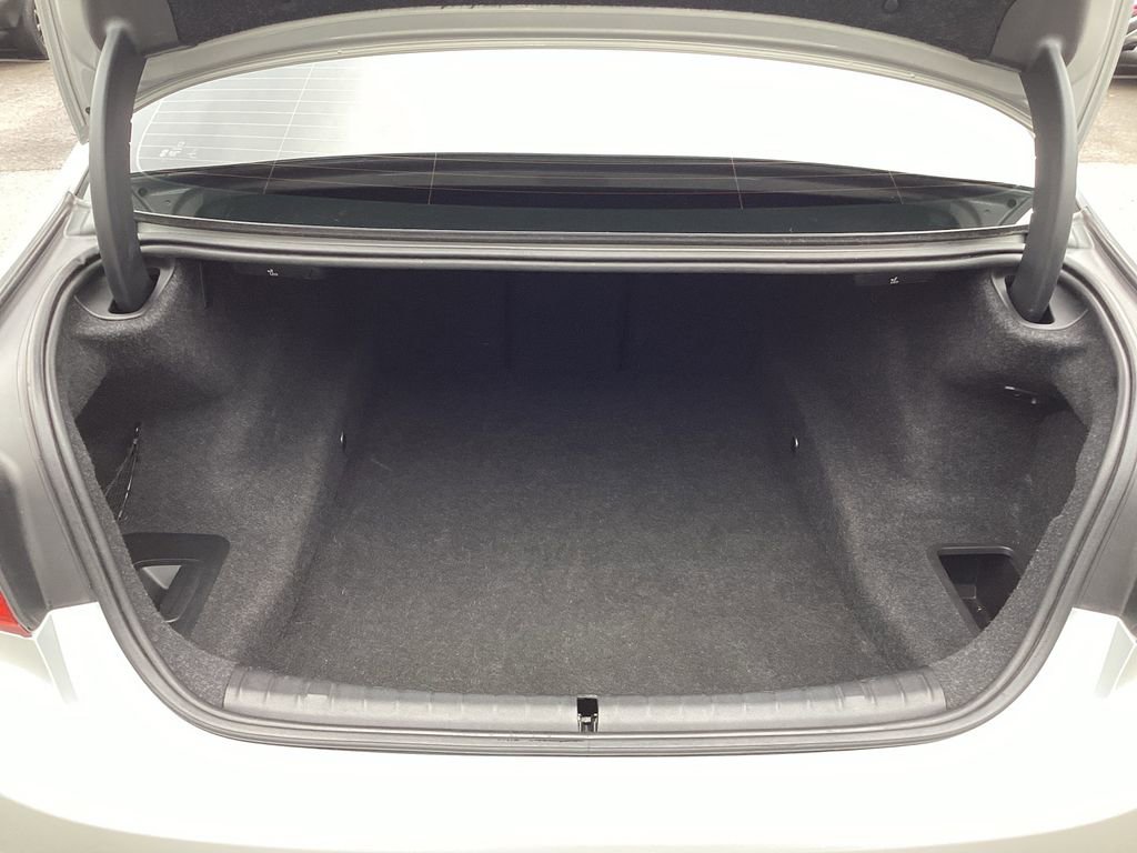 Used 2020 BMW 530i xDrive w/ Convenience Package image 11