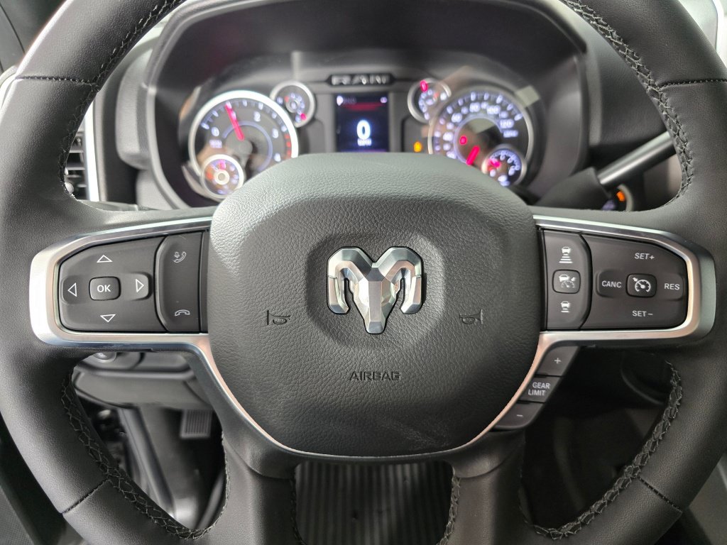New 2026 RAM 3500 Big Horn AWD/4WD image 18