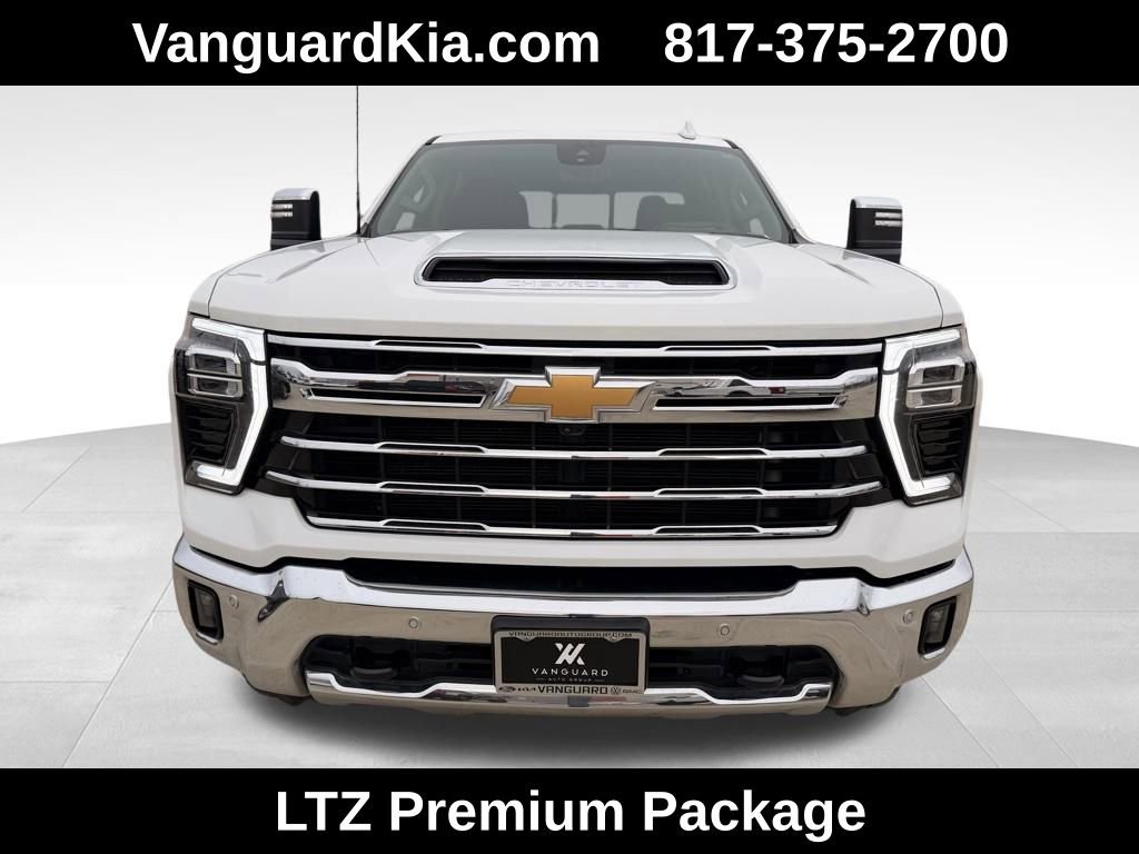 Used 2025 Chevrolet Silverado 2500 LTZ w/ LTZ Premium Package image 7