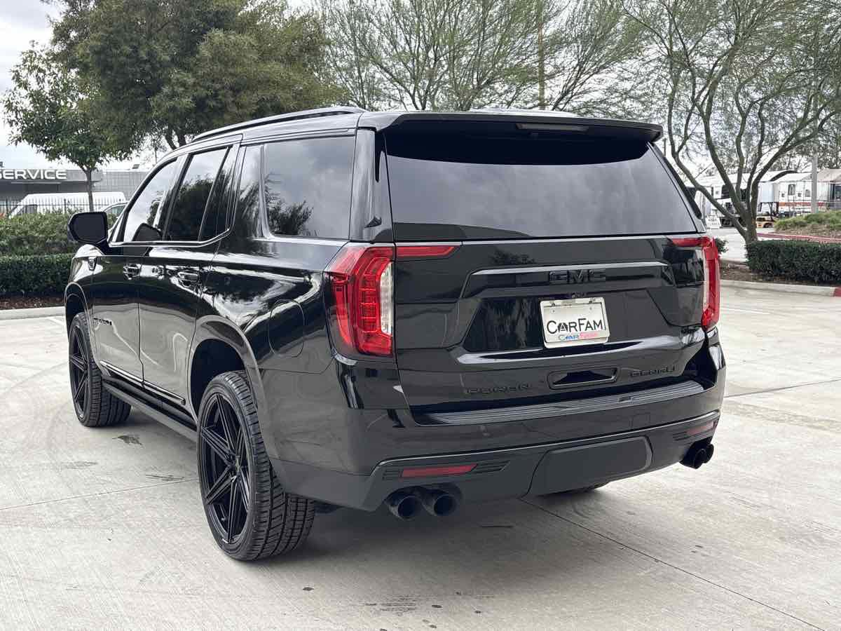 Used 2021 GMC Yukon Denali w/ Denali Premium Package image 5