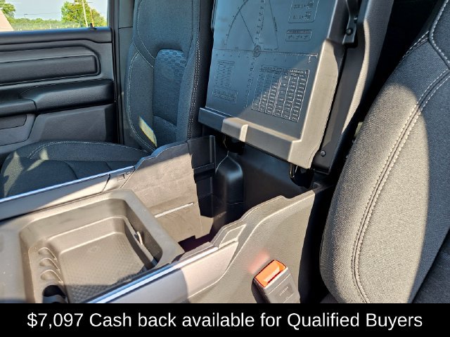 New 2026 RAM 1500 Express AWD/4WD image 25