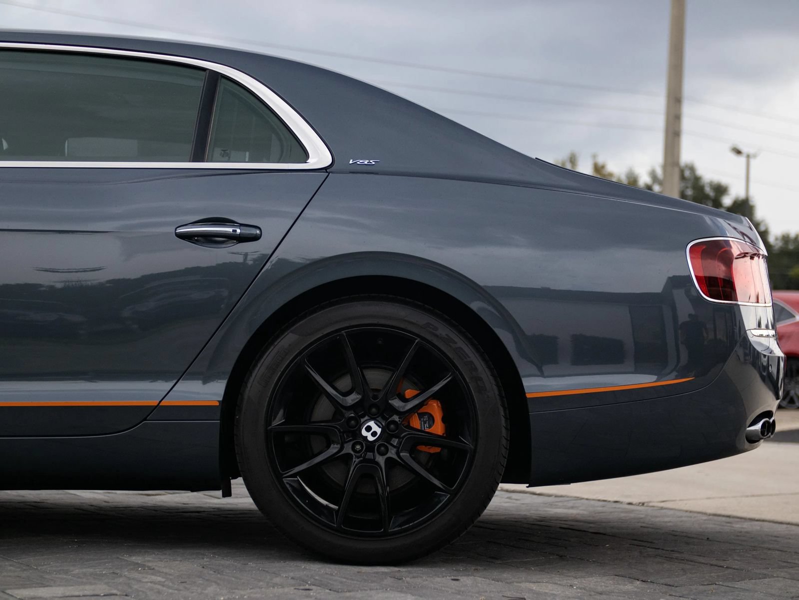 Used 2018 Bentley Flying Spur S V8 AWD/4WD image 11
