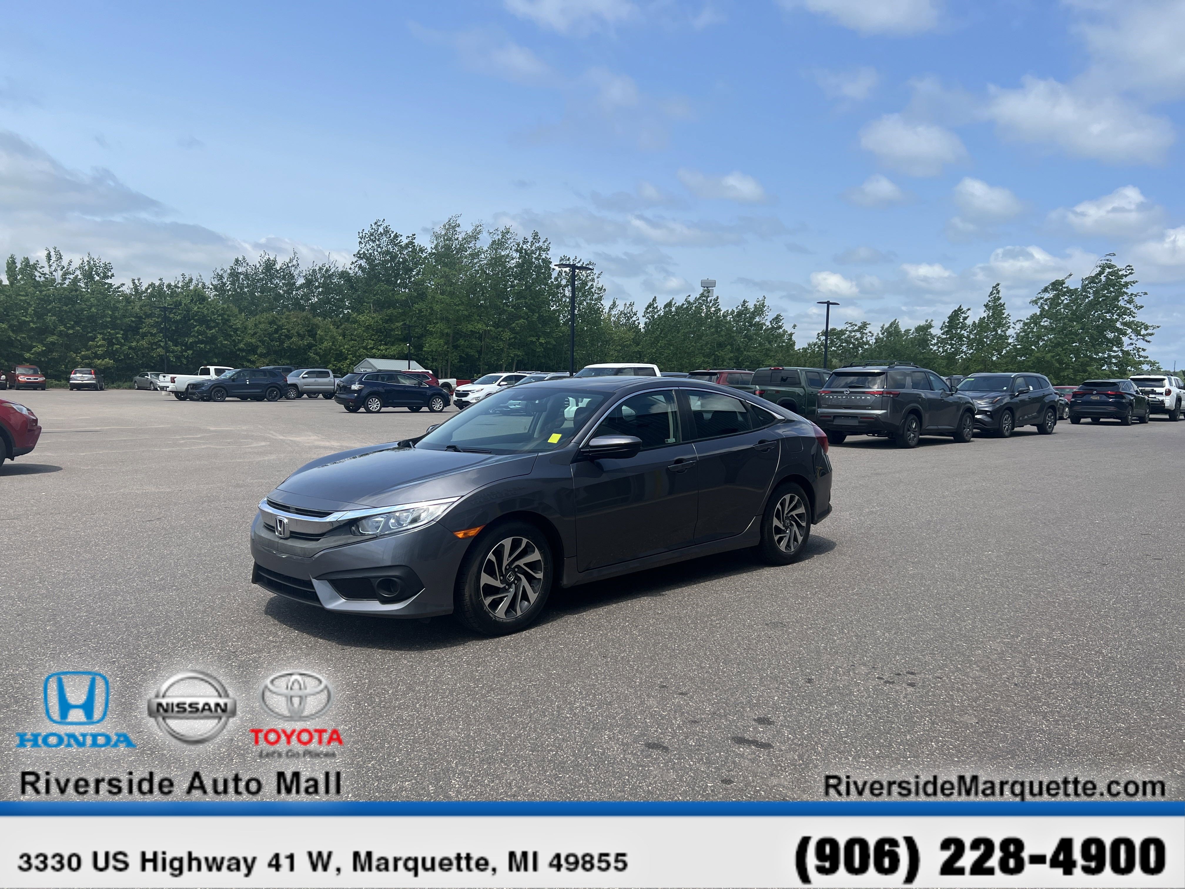 Used 2018 Honda Civic EX image 3
