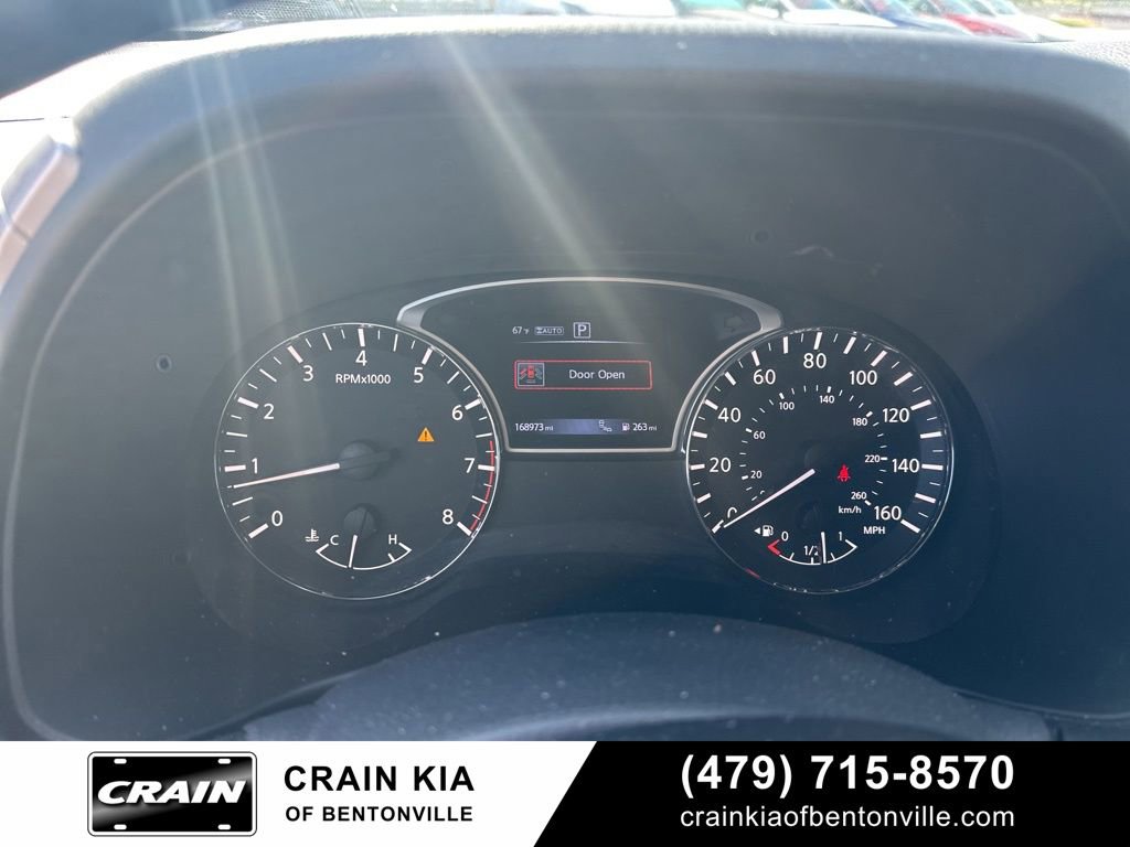 Used 2017 Nissan Pathfinder SL AWD/4WD image 18