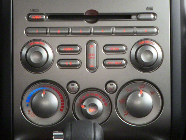 Used 2010 Mitsubishi Galant FWD image 11