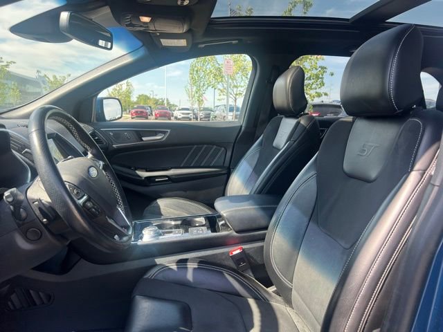 Used 2019 Ford Edge ST w/ Equipment Group 401A AWD/4WD image 23