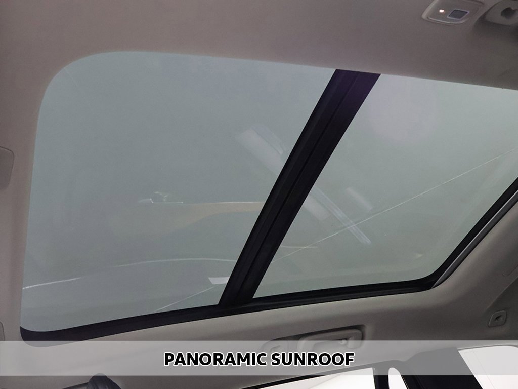 Used 2024 Volvo XC90 T8 Plus w/ Protection Package Premier image 4