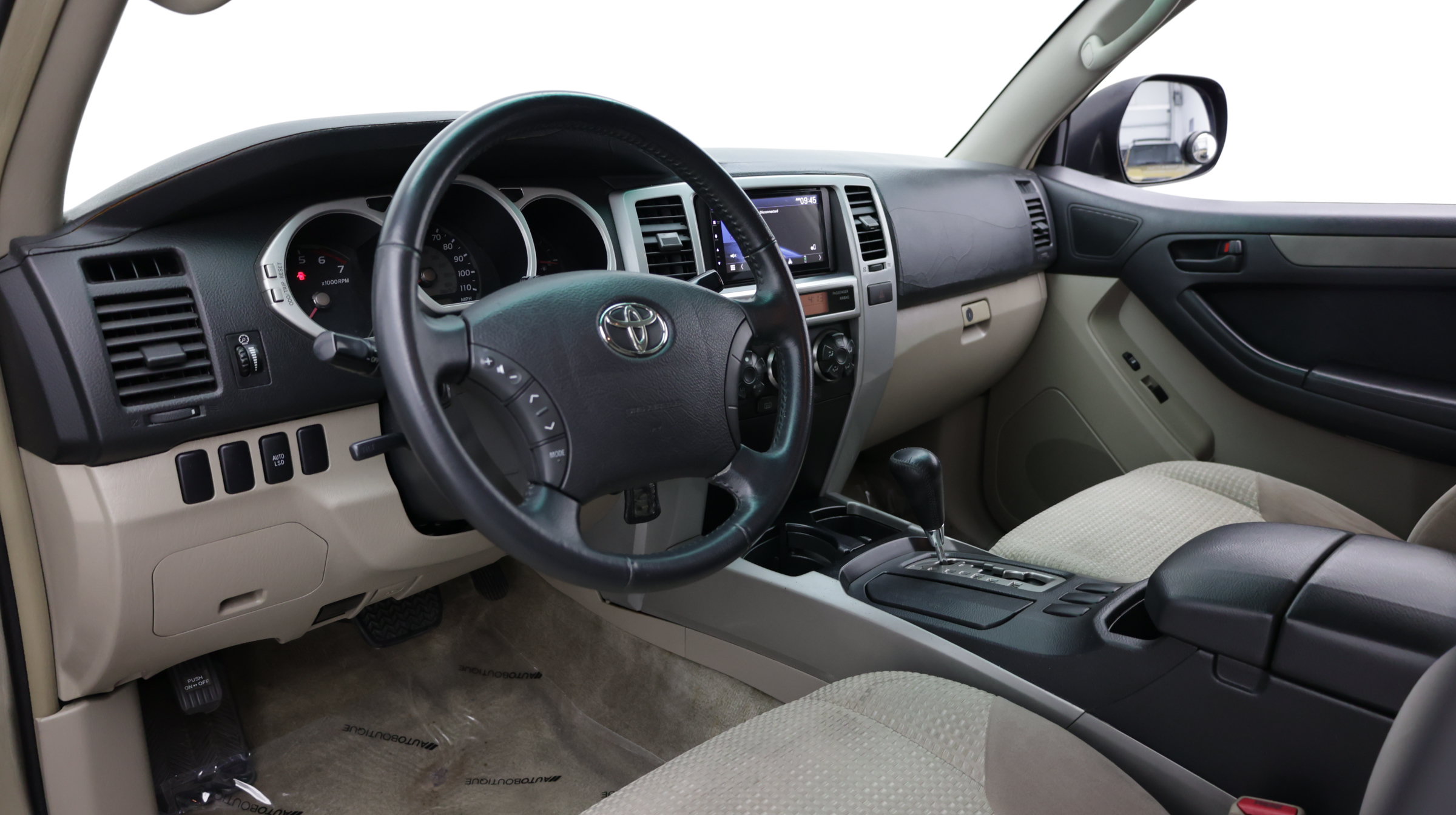 Used 2005 Toyota 4Runner SR5 RWD image 11