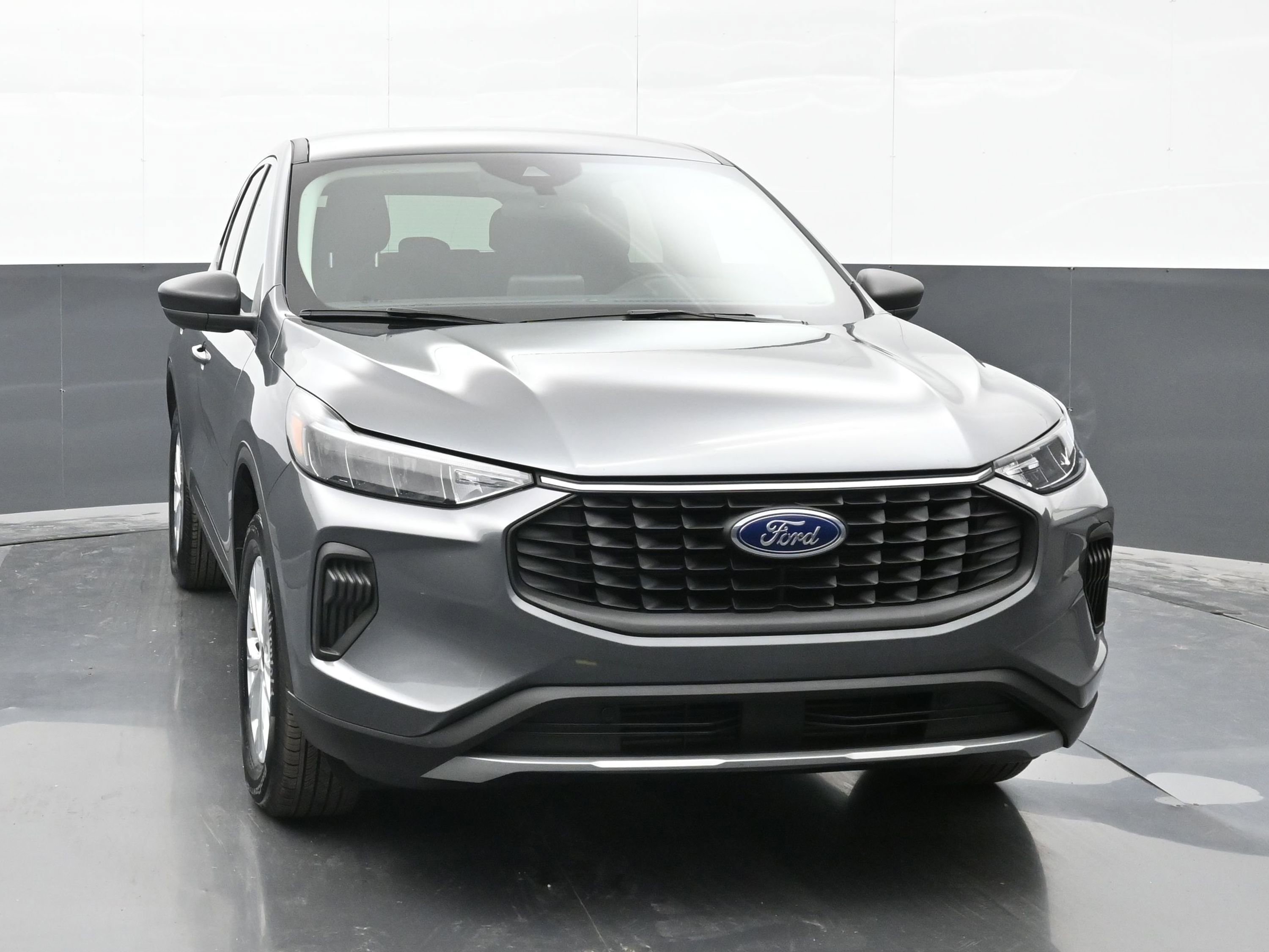 Used 2024 Ford Escape Active image 2