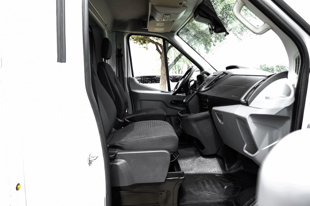 Used 2017 Ford Transit 350 138 w/ Interior Upgrade Package image 30