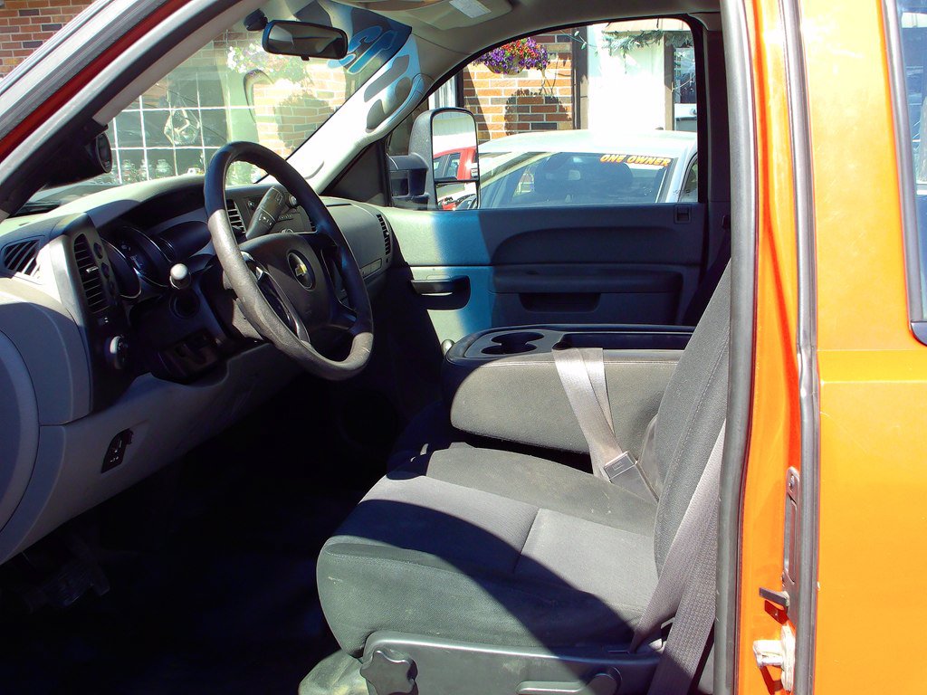Used 2013 Chevrolet Silverado 3500 W/T RWD image 6