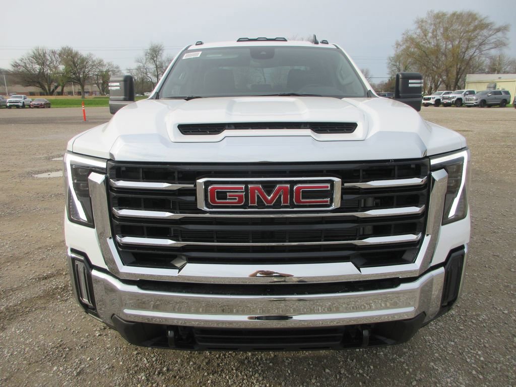 New 2026 GMC Sierra 2500 SLE AWD/4WD image 12