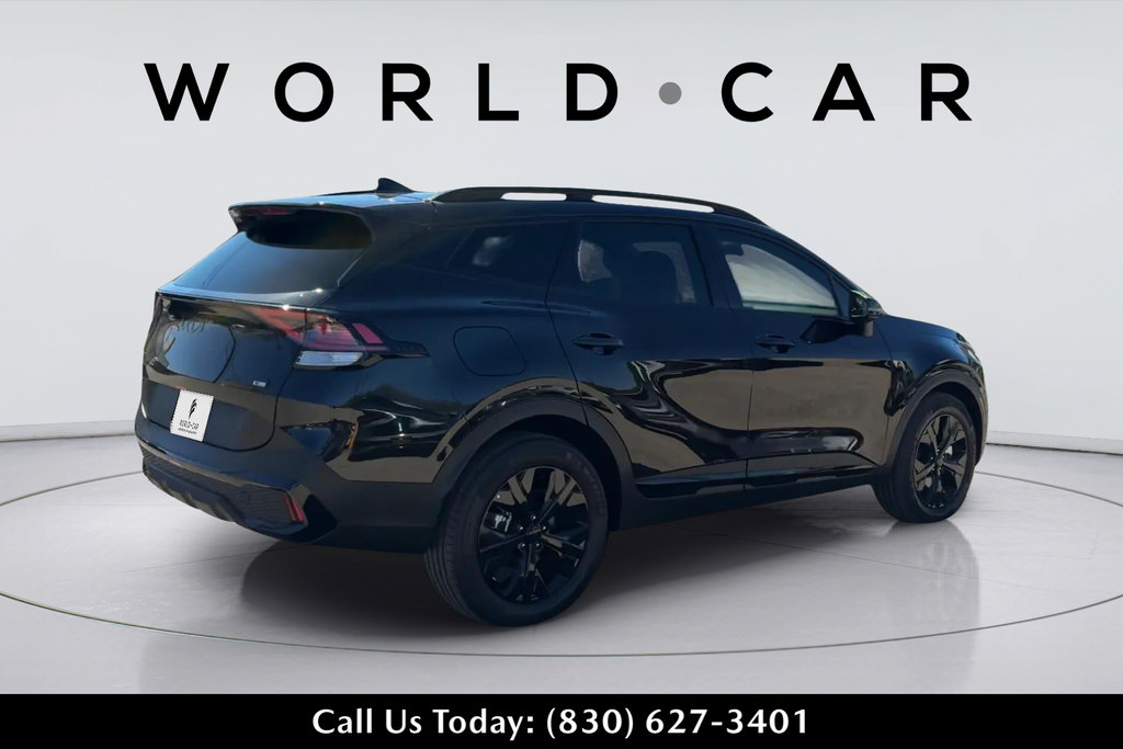 Used 2025 Kia Sportage X-Line AWD/4WD image 3