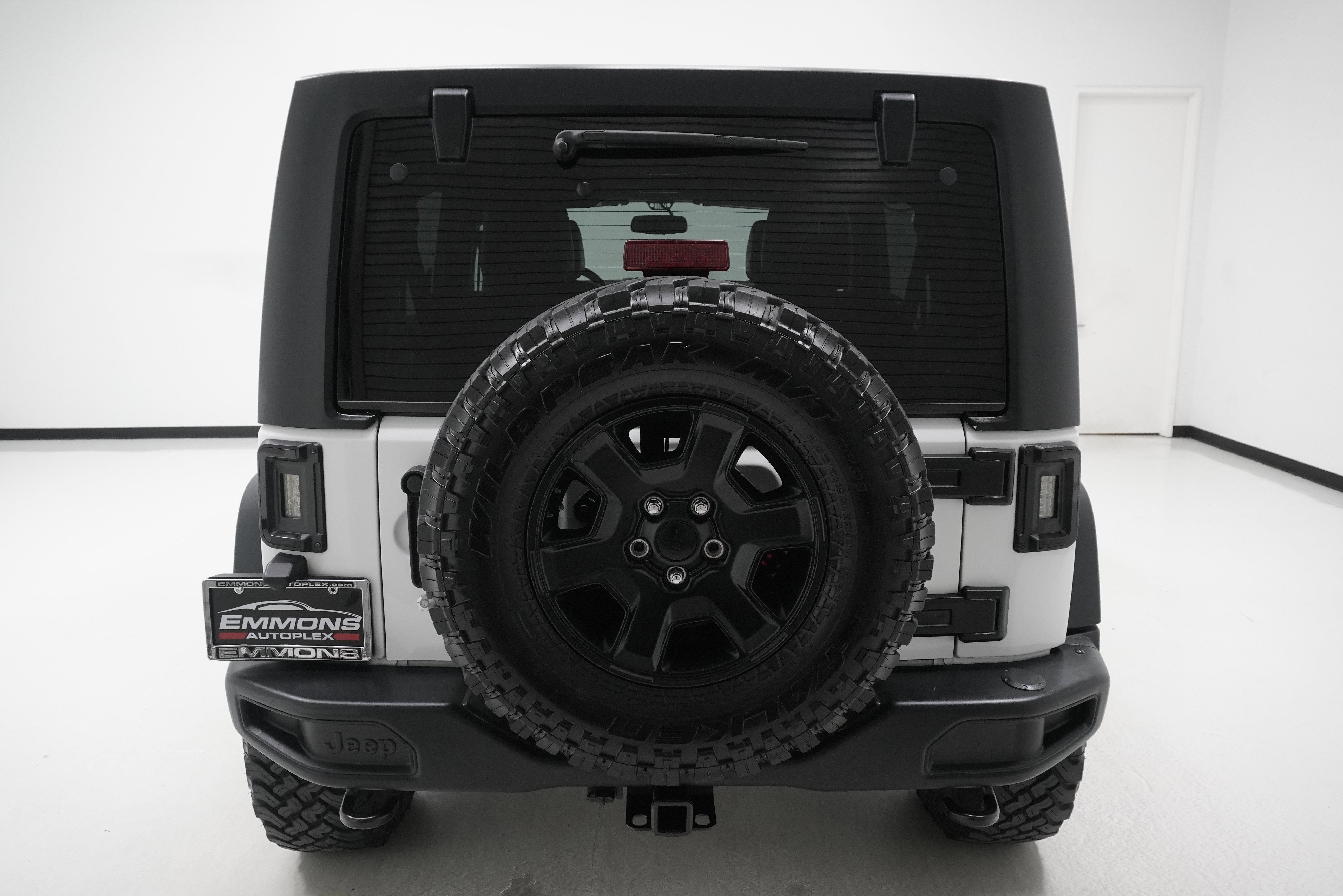 Used 2015 Jeep Wrangler Unlimited Rubicon AWD/4WD image 5