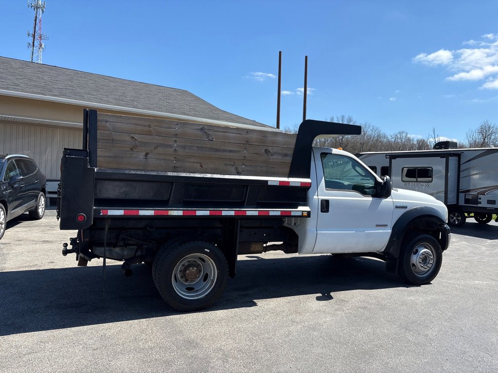 Used 2007 Ford F550 4x4 Regular Cab Super Duty image 8