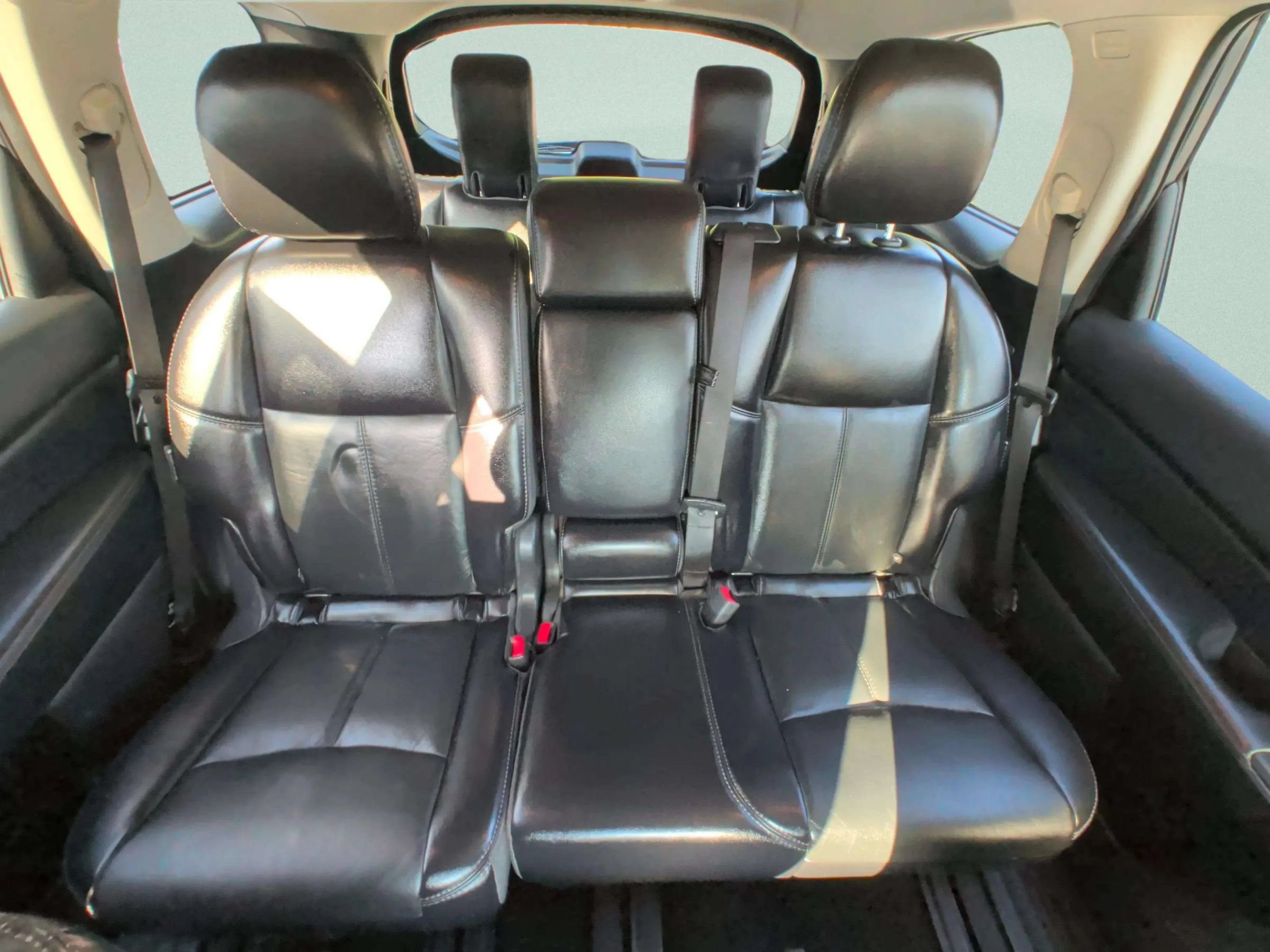 Used 2020 Nissan Pathfinder SL FWD image 33