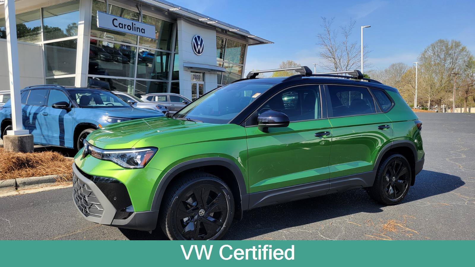 Used 2025 Volkswagen Taos SE w/ Taos Adventure Package (SXB)