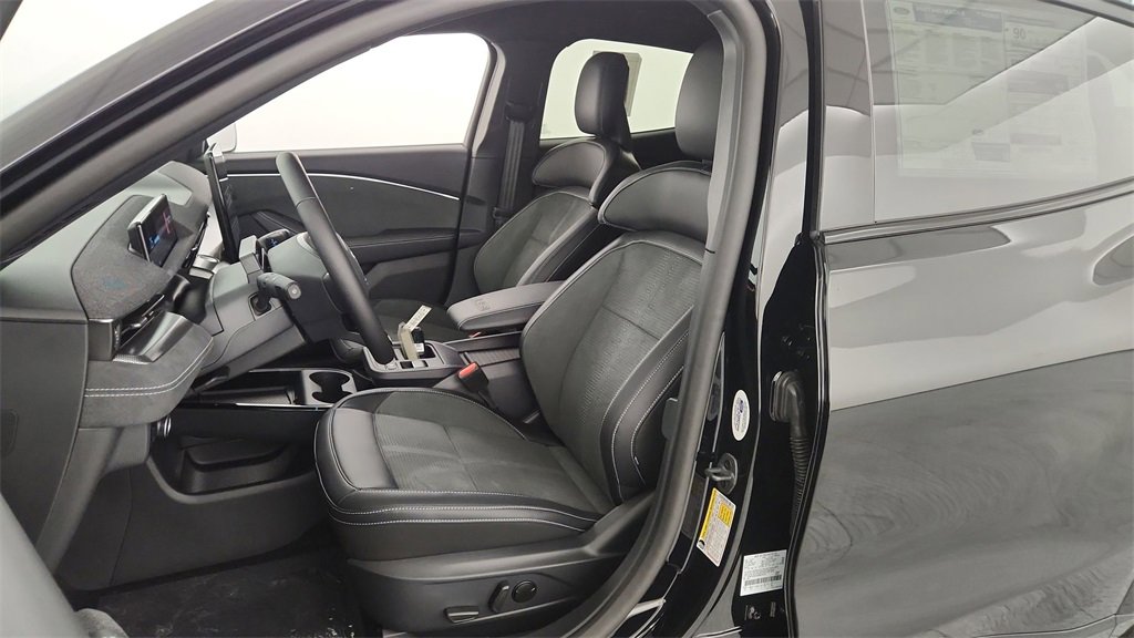 New 2025 Ford Mustang Mach-E GT image 10