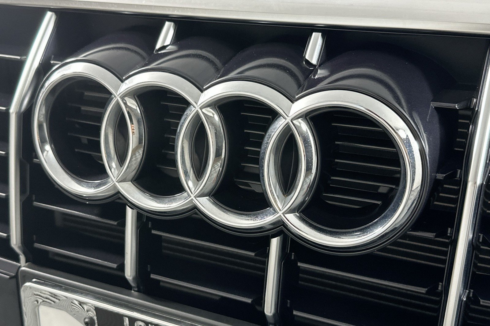 Used 2024 Audi Q3 2.0T Premium AWD/4WD image 15