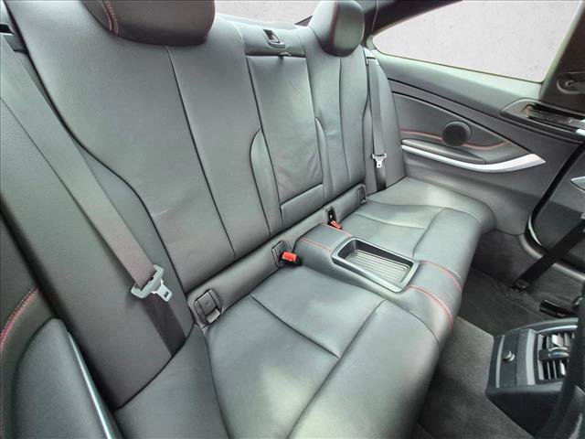 Used 2019 BMW 430i Coupe w/ Executive Package RWD image 17